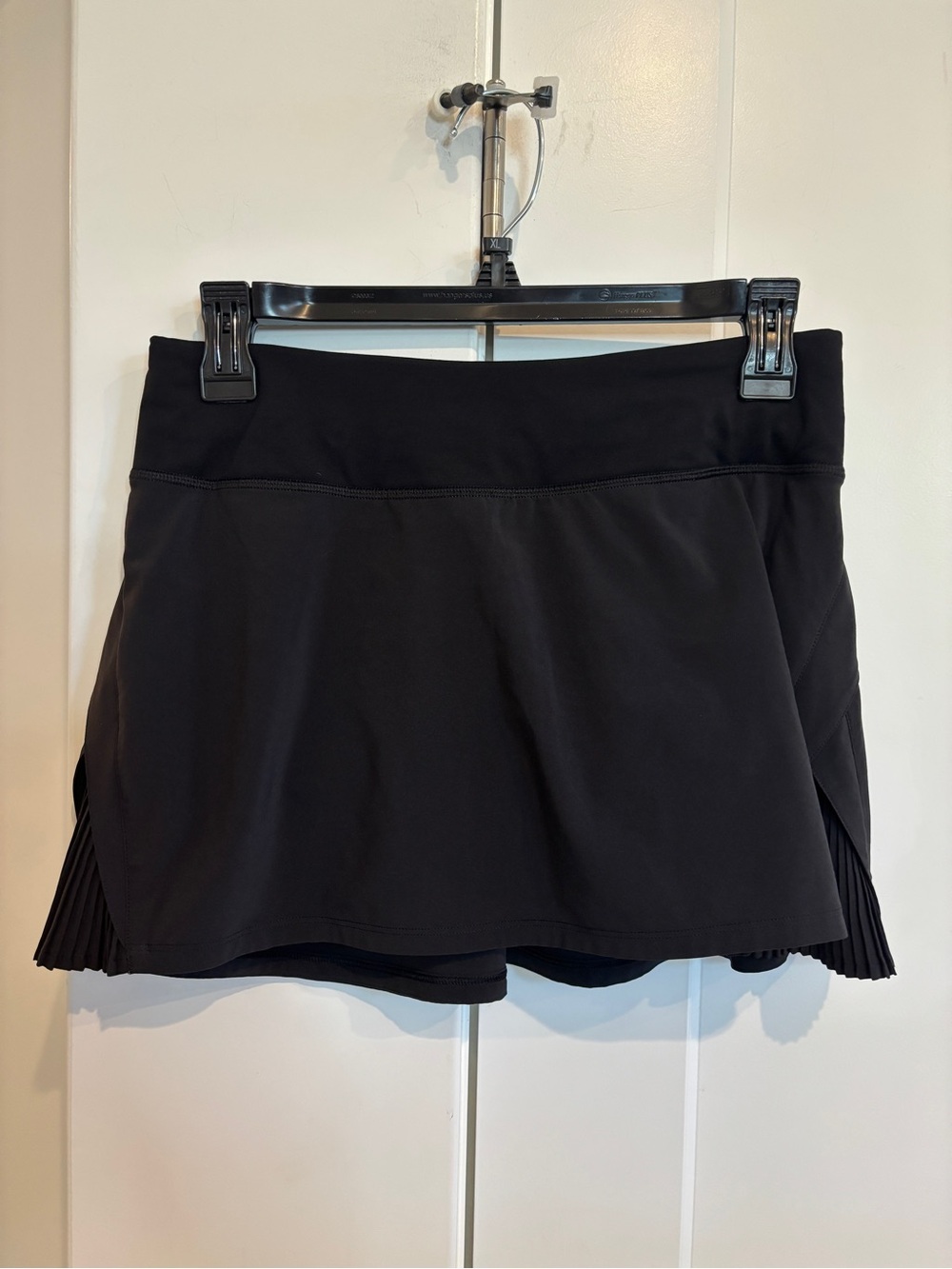 lululemon athletica Playoff Pleats Black 13” Athletic Skirt. Size 4 - Picture 4 of 11